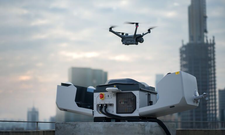 a46d2ac083a9f5bb50b0a37ed3691672@770_462 DJI Dock 3 - Imagen 1